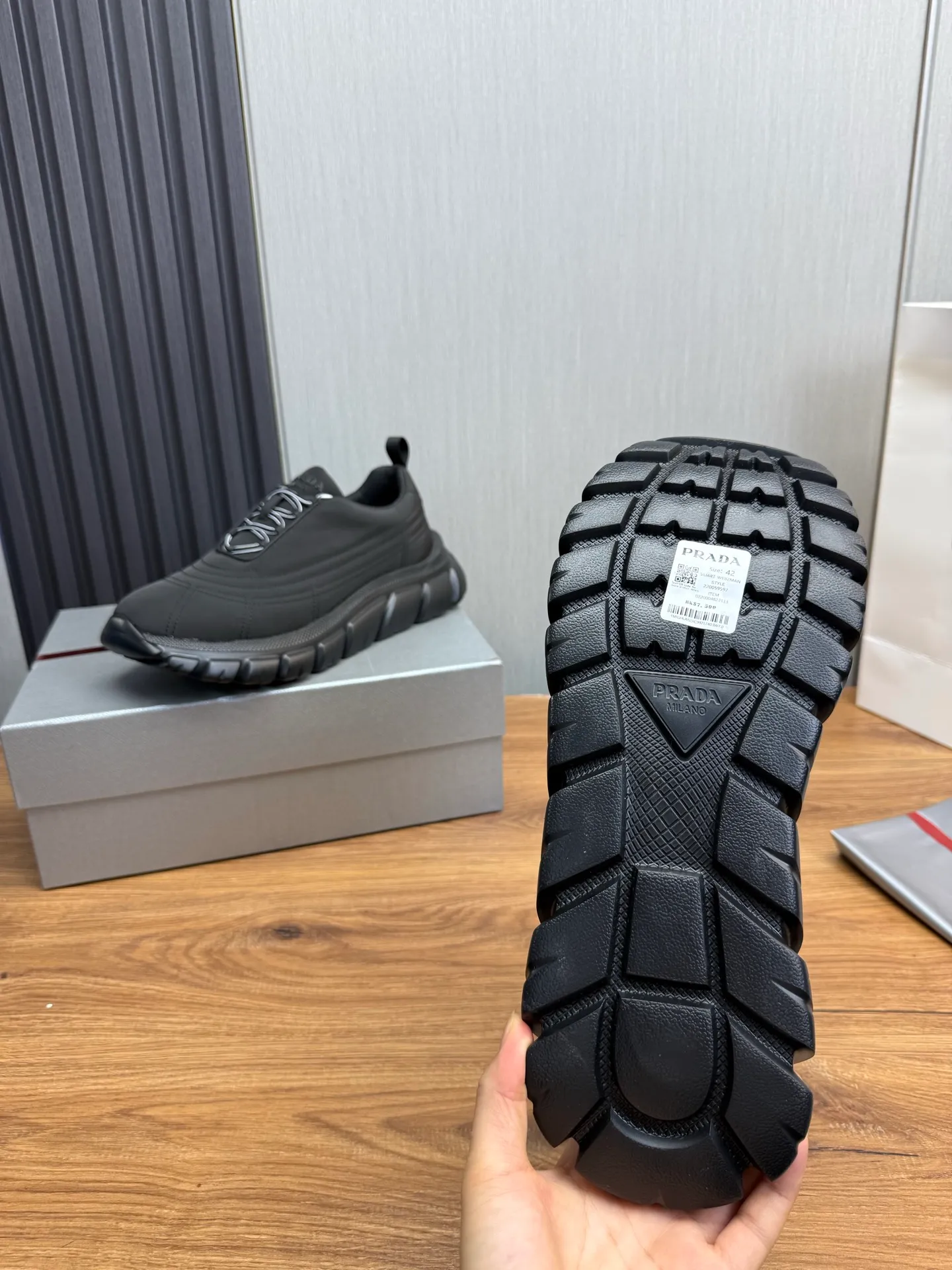 Men's shoes 💰580💰 [PRADA] Men's shoes are popular in the counter, official website synchronization, 1 high-quality shipment ✔️Imported waterproof fabric + cowhide lining, 1🆚1 replica, original sole, 38-45 (45 customized, non-refundable)